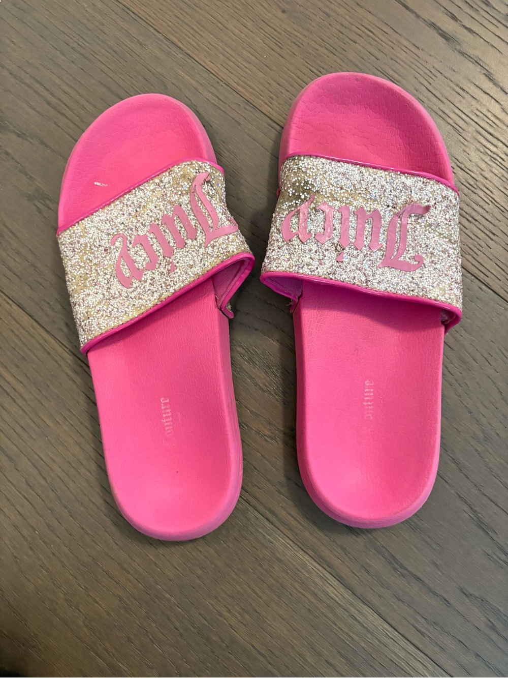 Juicy Couture pink girls youth flip flops sz 4 youth